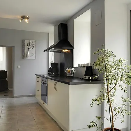 Le Jardin De Lucien Holiday home